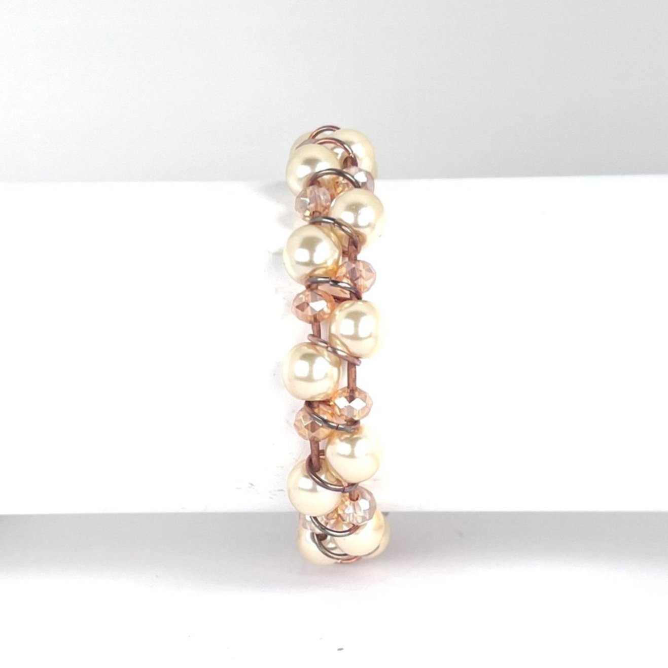 Champagne Crystal Pearl | Windsor