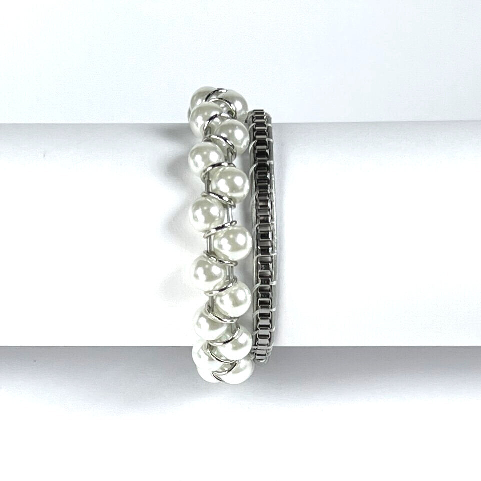 White Glass Pearl | Windsor Box Chain
