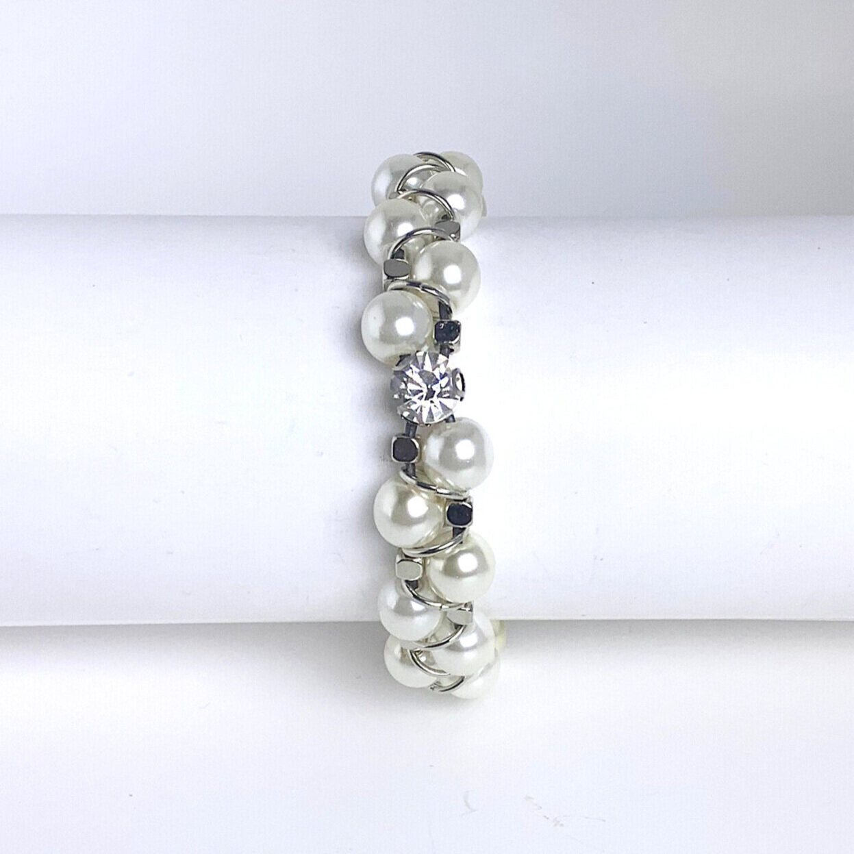 Fancy White Pearl | Windsor